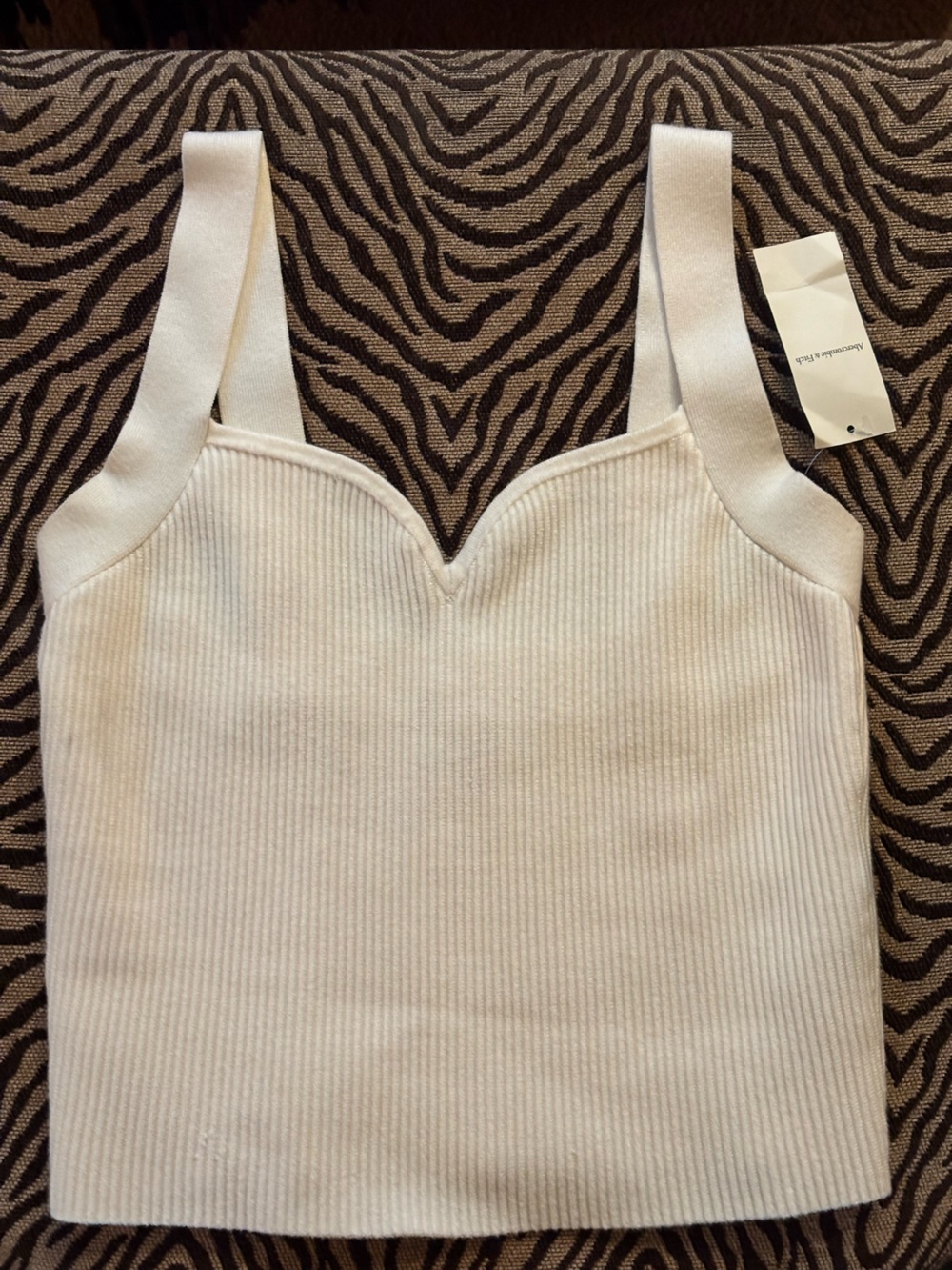 Abercrombie & Fitch Ribbed Crop Top w/Sweetheart Neckline Size M NWT